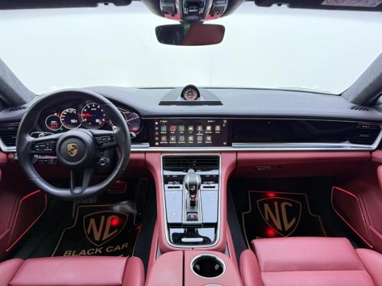 Picture of PORSCHE PANAMERA GTS