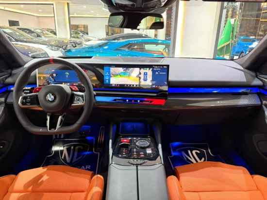 Picture of BMW M5 COMPETITION